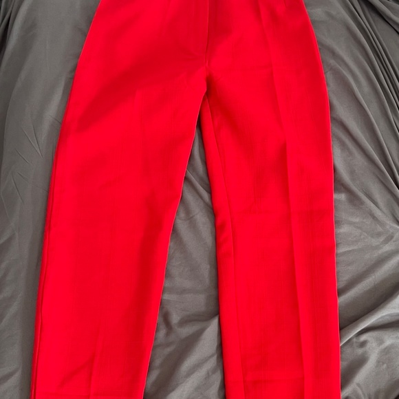 Red pant - Picture 2 of 2